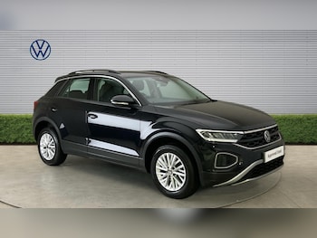 Used Volkswagen T-Roc 2023 for sale - 79557116: Photo
