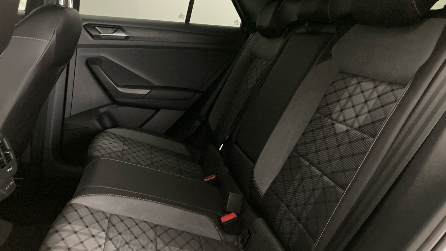 Used Volkswagen T-Roc 2025 for sale - 78149847: Photo 16