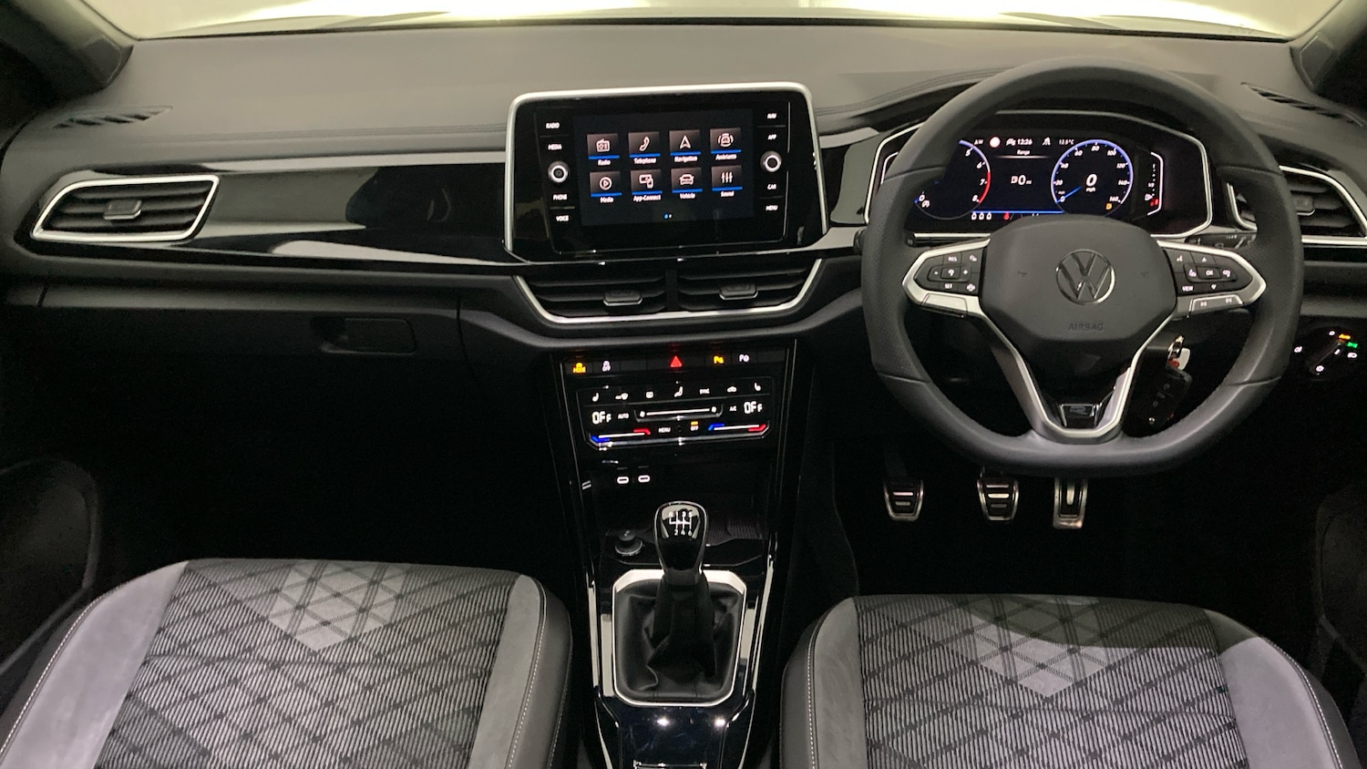 Used Volkswagen T-Roc 2025 for sale - 78149847: Photo 9