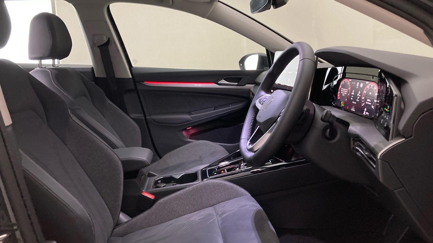 Used Volkswagen Golf 2025 for sale - 77094363: Photo 15