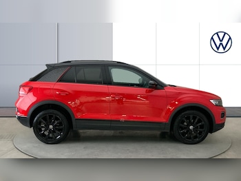 Used Volkswagen T-Roc 2021 for sale - 75638485: Photo