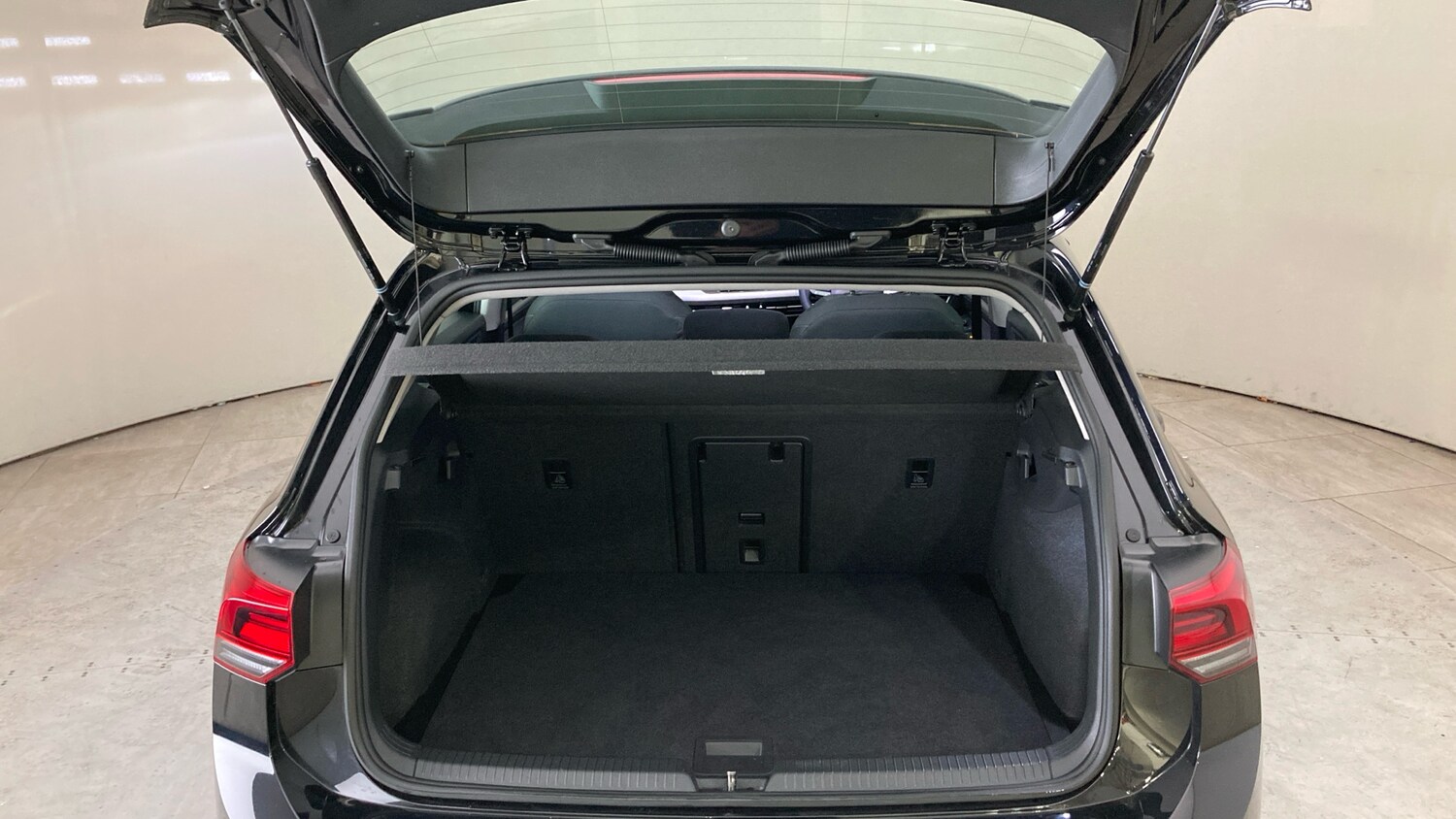 Used Volkswagen Golf 2023 for sale - 78149838: Photo 20