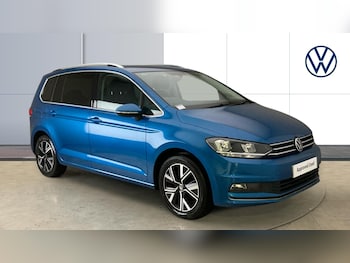 Used Volkswagen Touran 2020 for sale - 77490576: Photo