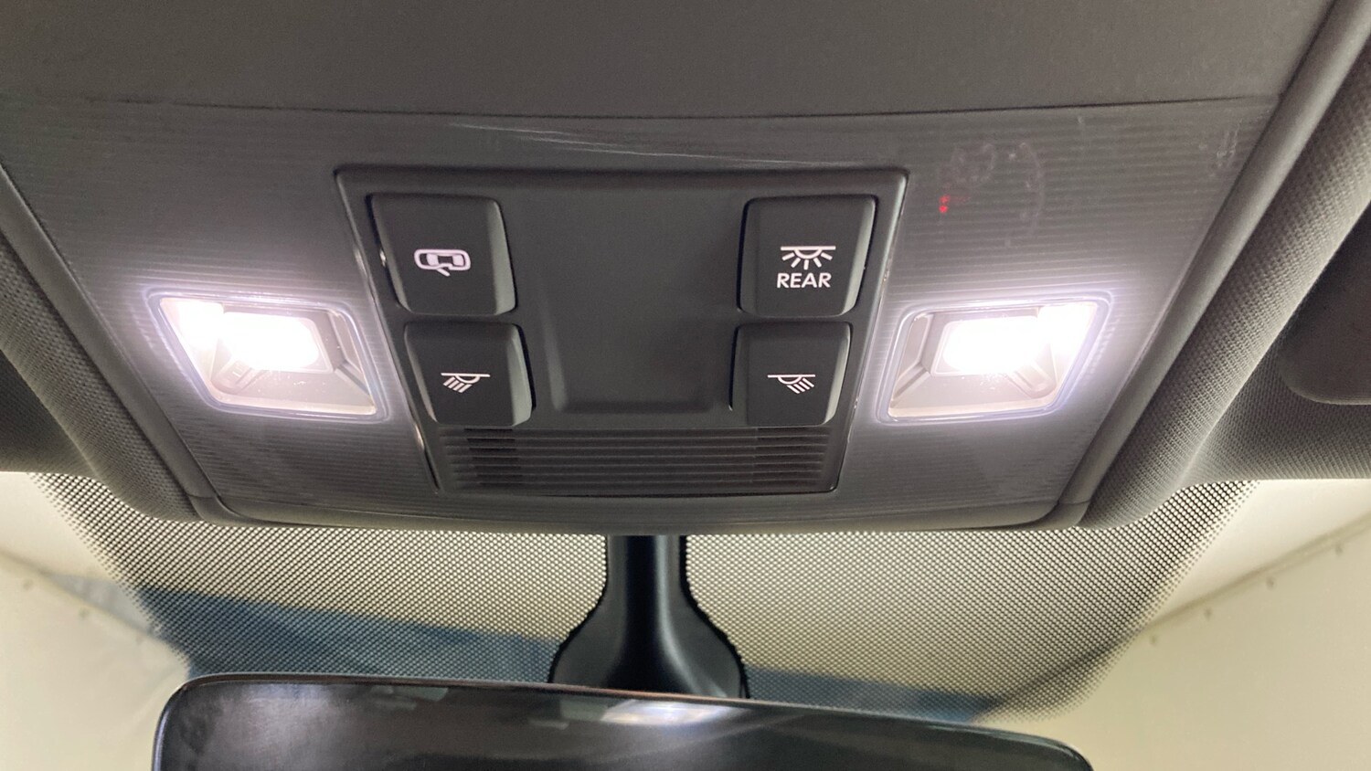 Used Volkswagen Touran 2020 for sale - 77490576: Photo 33