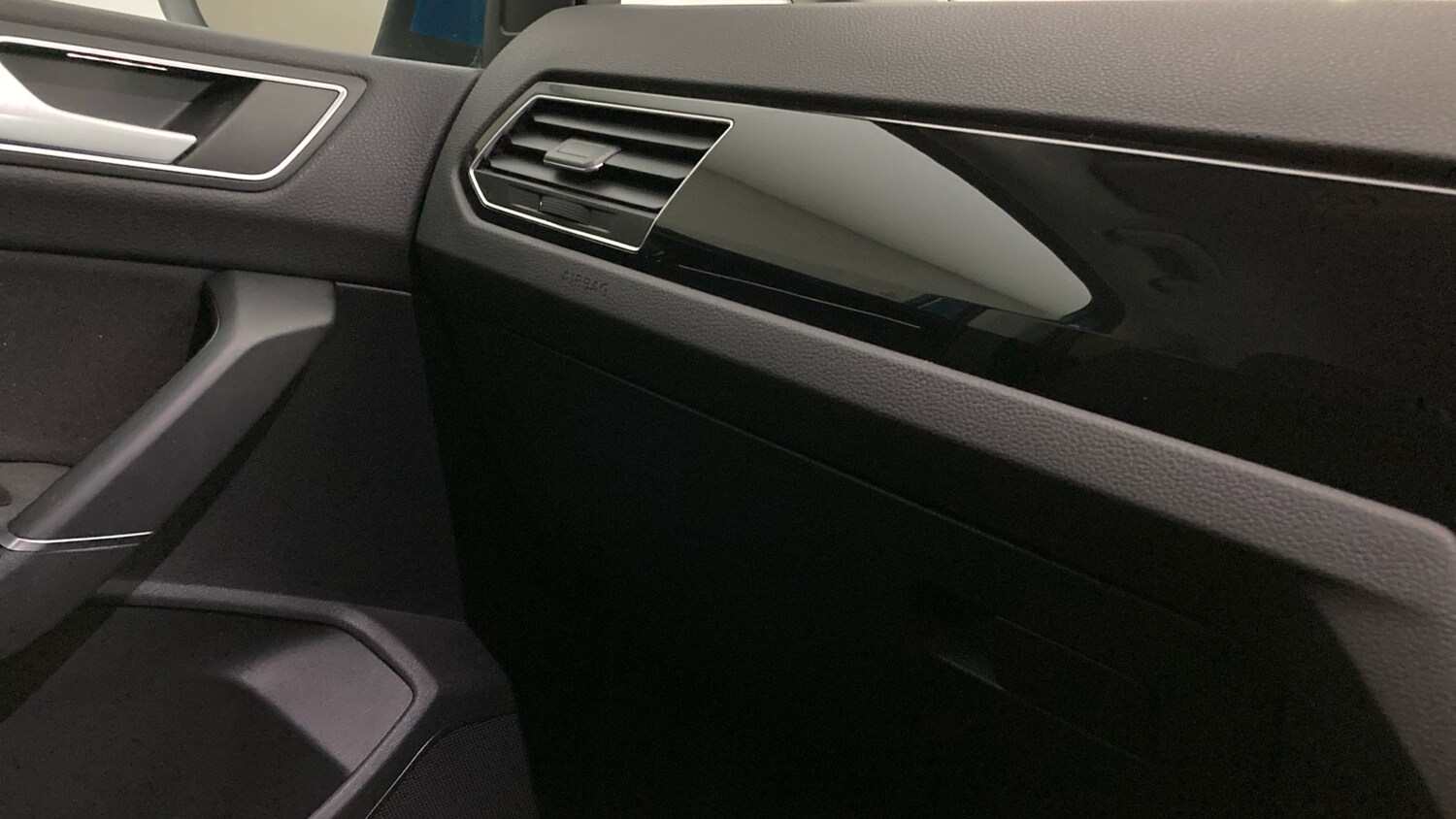 Used Volkswagen Touran 2020 for sale - 77490576: Photo 34