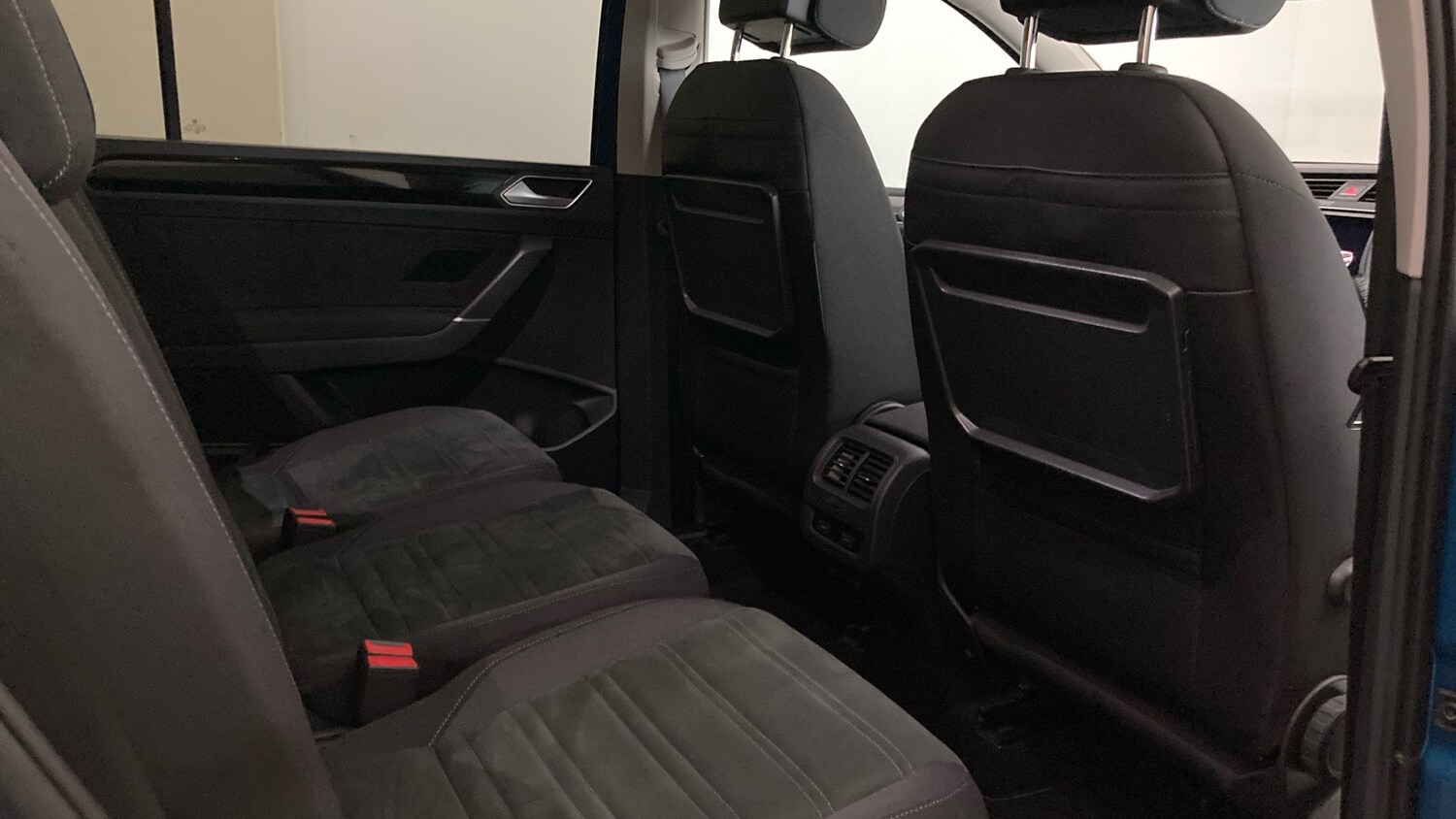 Used Volkswagen Touran 2020 for sale - 77490576: Photo 35