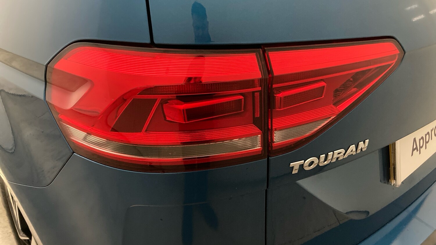 Used Volkswagen Touran 2020 for sale - 77490576: Photo 41