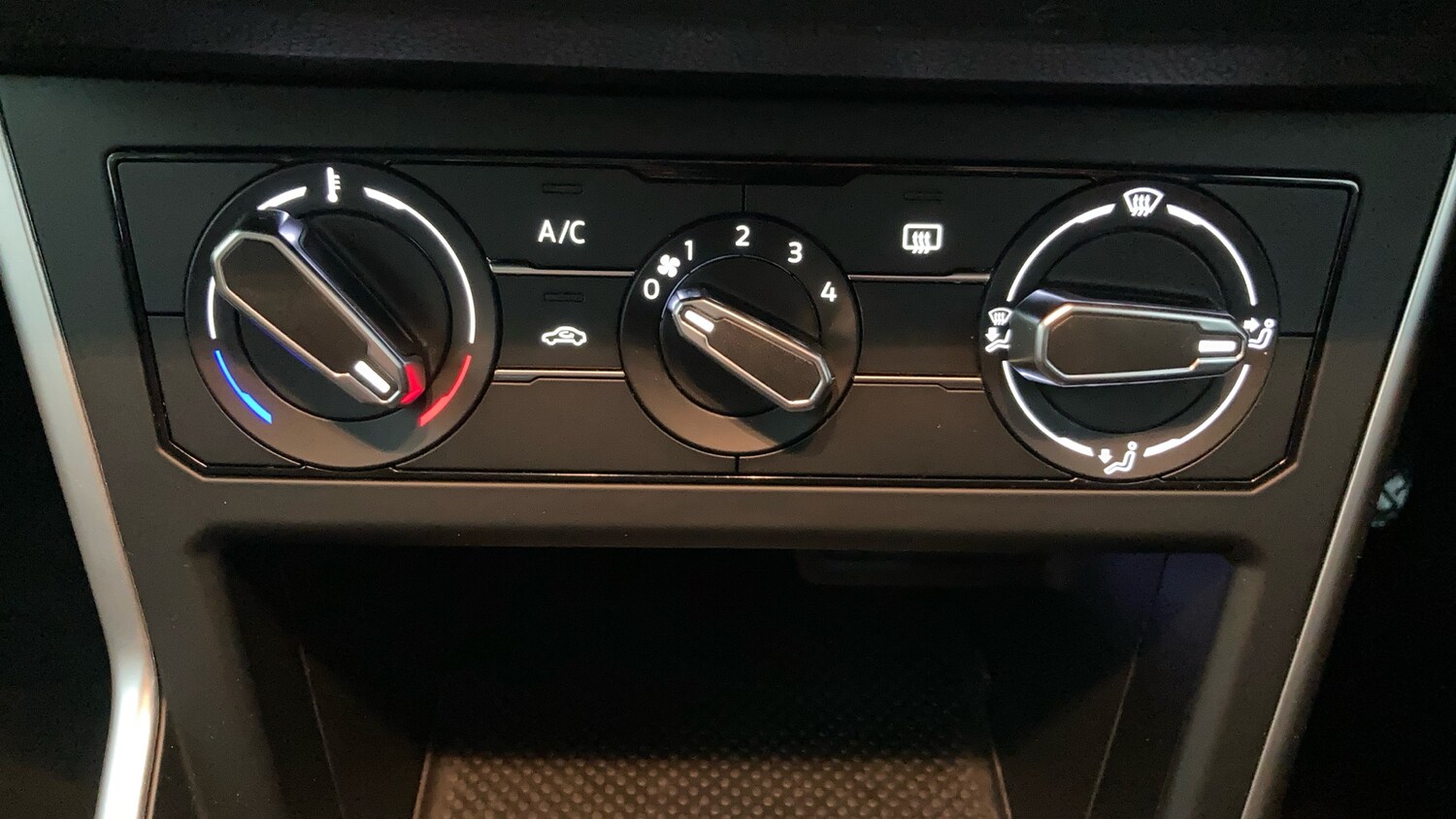 Used Volkswagen Polo 2023 for sale - 77619730: Photo 13