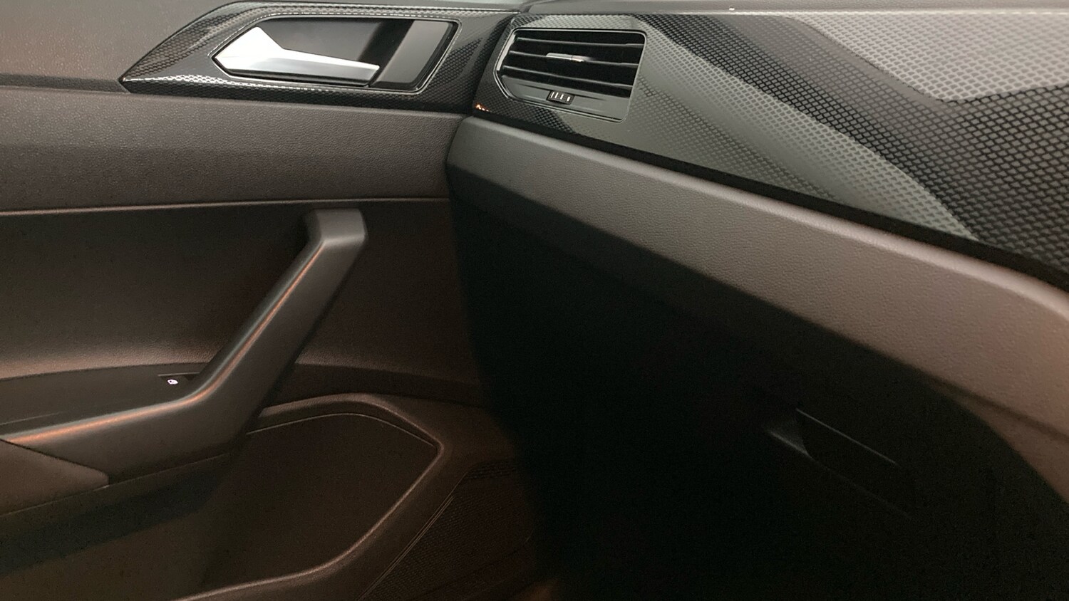 Used Volkswagen Polo 2023 for sale - 77619730: Photo 32