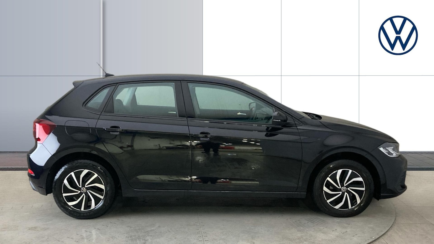 Used Volkswagen Polo 2023 for sale - 77619730: Photo 4