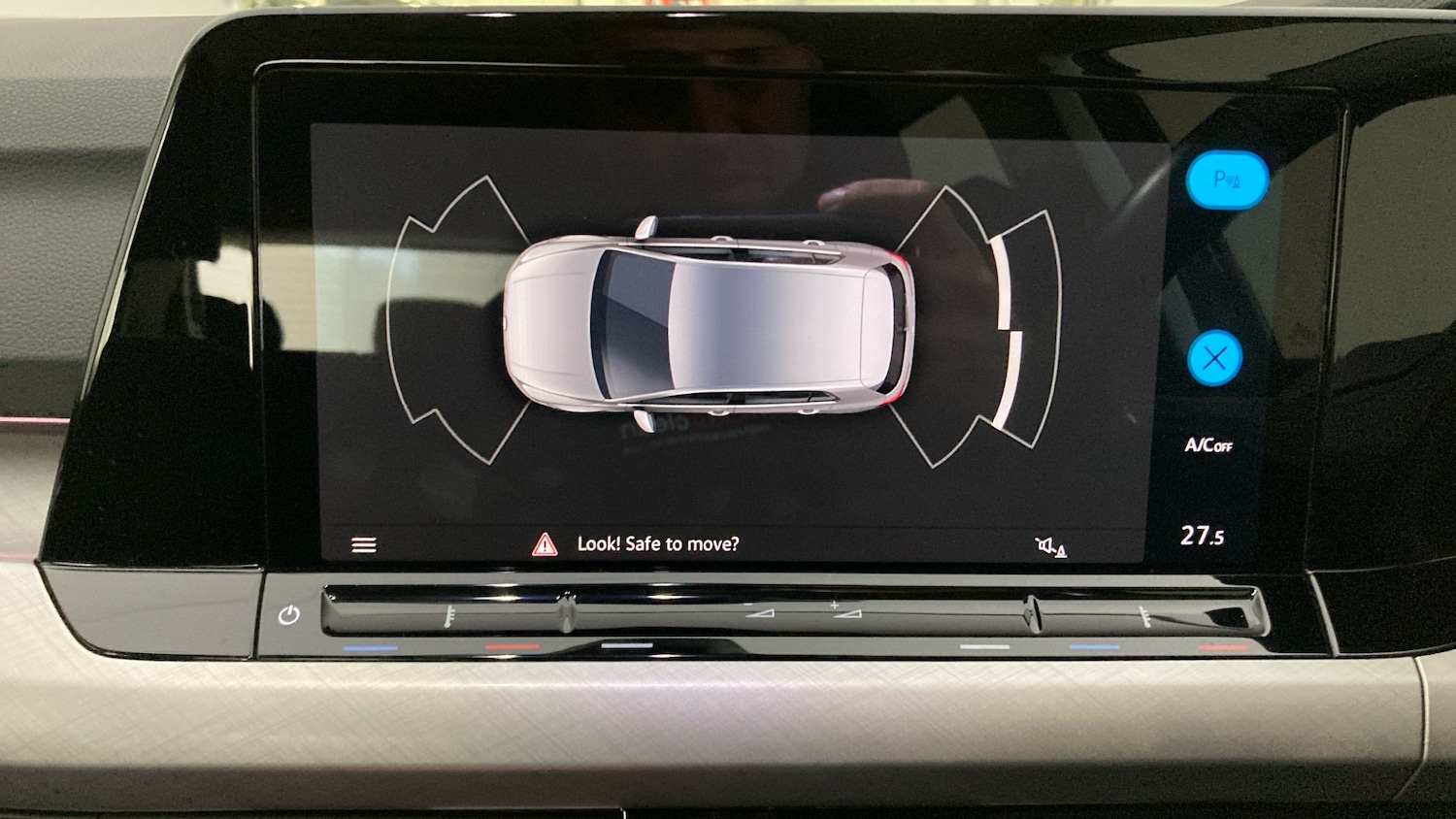 Used Volkswagen Golf 2023 for sale - 76576500: Photo 31