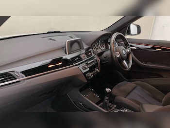 Used BMW X1 2017 for sale - 75894434: Photo