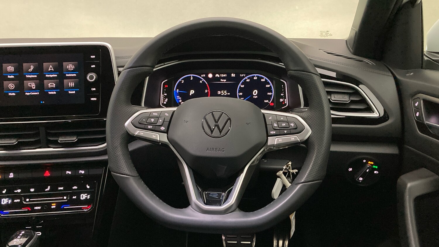 Used Volkswagen T-Roc 2025 for sale - 77900877: Photo 10