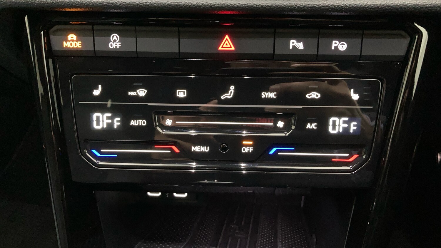 Used Volkswagen T-Roc 2025 for sale - 77900877: Photo 13