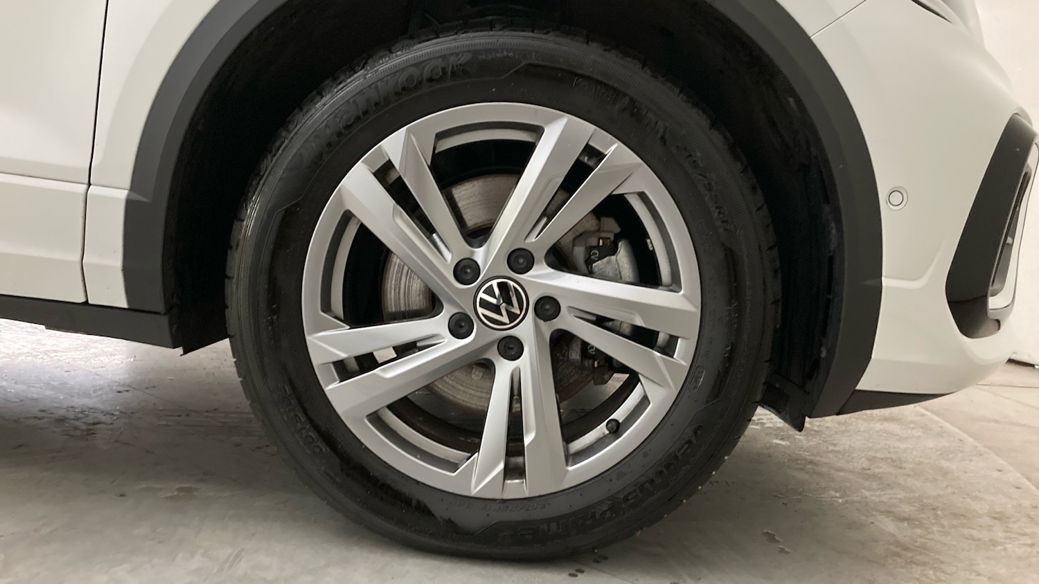 Used Volkswagen T-Roc 2025 for sale - 77900877: Photo 5