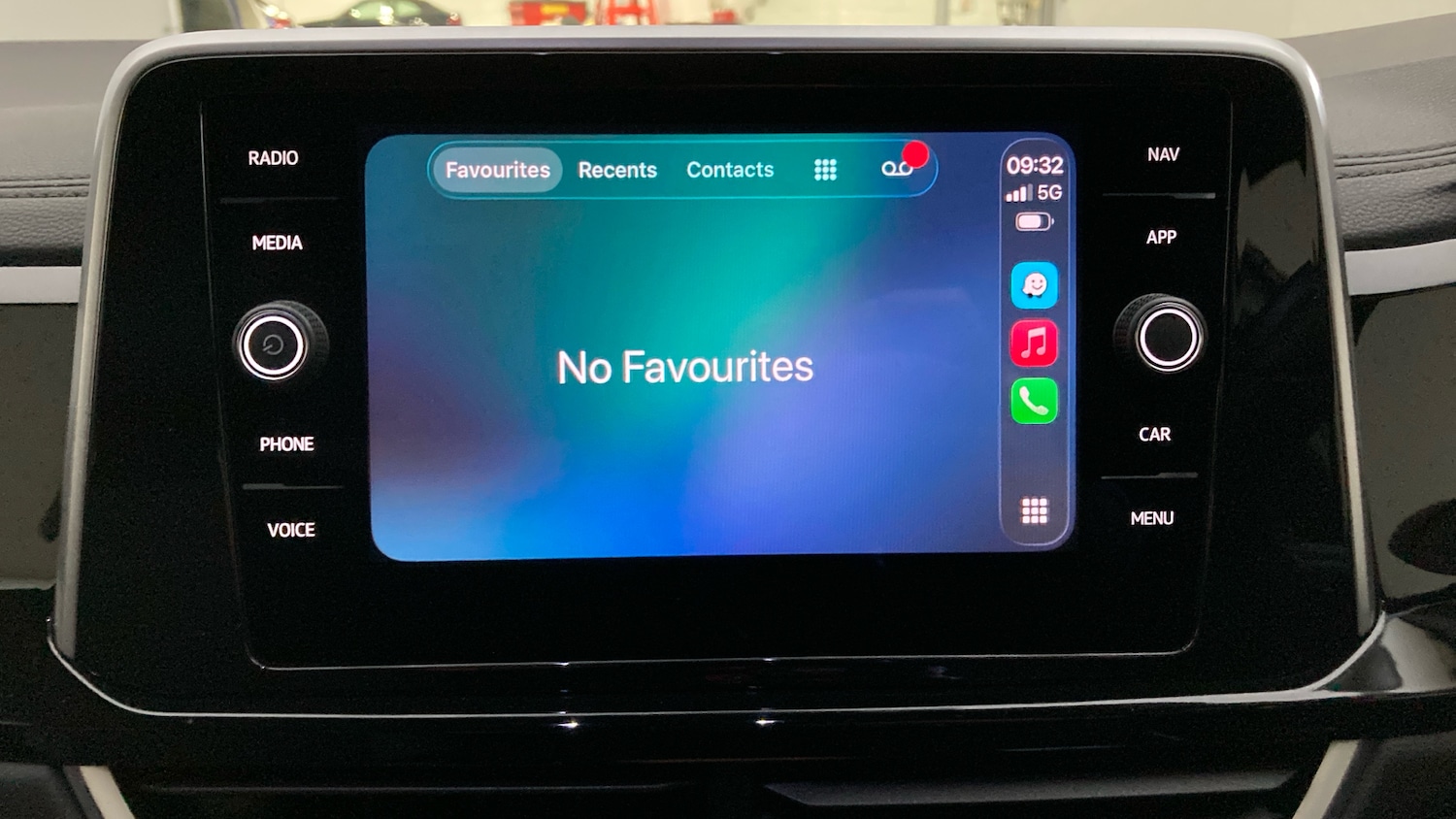 Used Volkswagen T-Roc 2022 for sale - 77245455: Photo 23