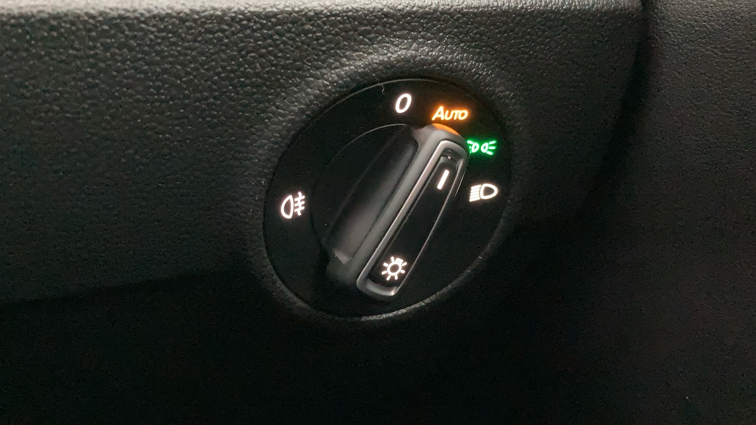 Used Volkswagen T-Roc 2022 for sale - 77245455: Photo 31