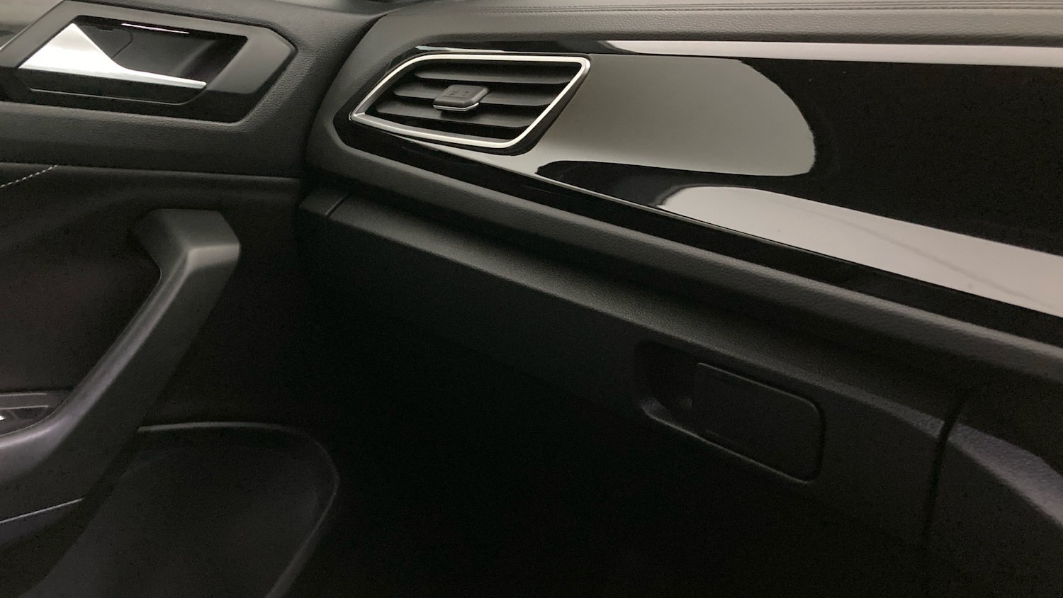 Used Volkswagen T-Roc 2022 for sale - 77245455: Photo 35