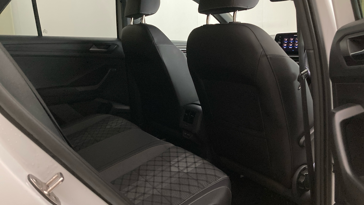 Used Volkswagen T-Roc 2022 for sale - 77245455: Photo 36