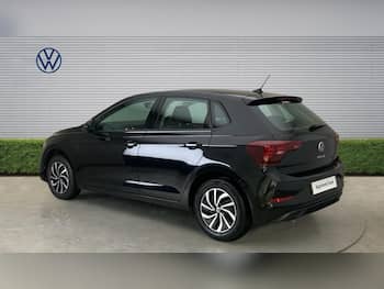 Used Volkswagen Polo 2024 for sale - 79617749: Photo