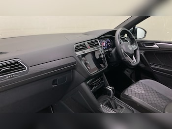 Used Volkswagen Tiguan Allspace 2024 for sale - 77676174: Photo