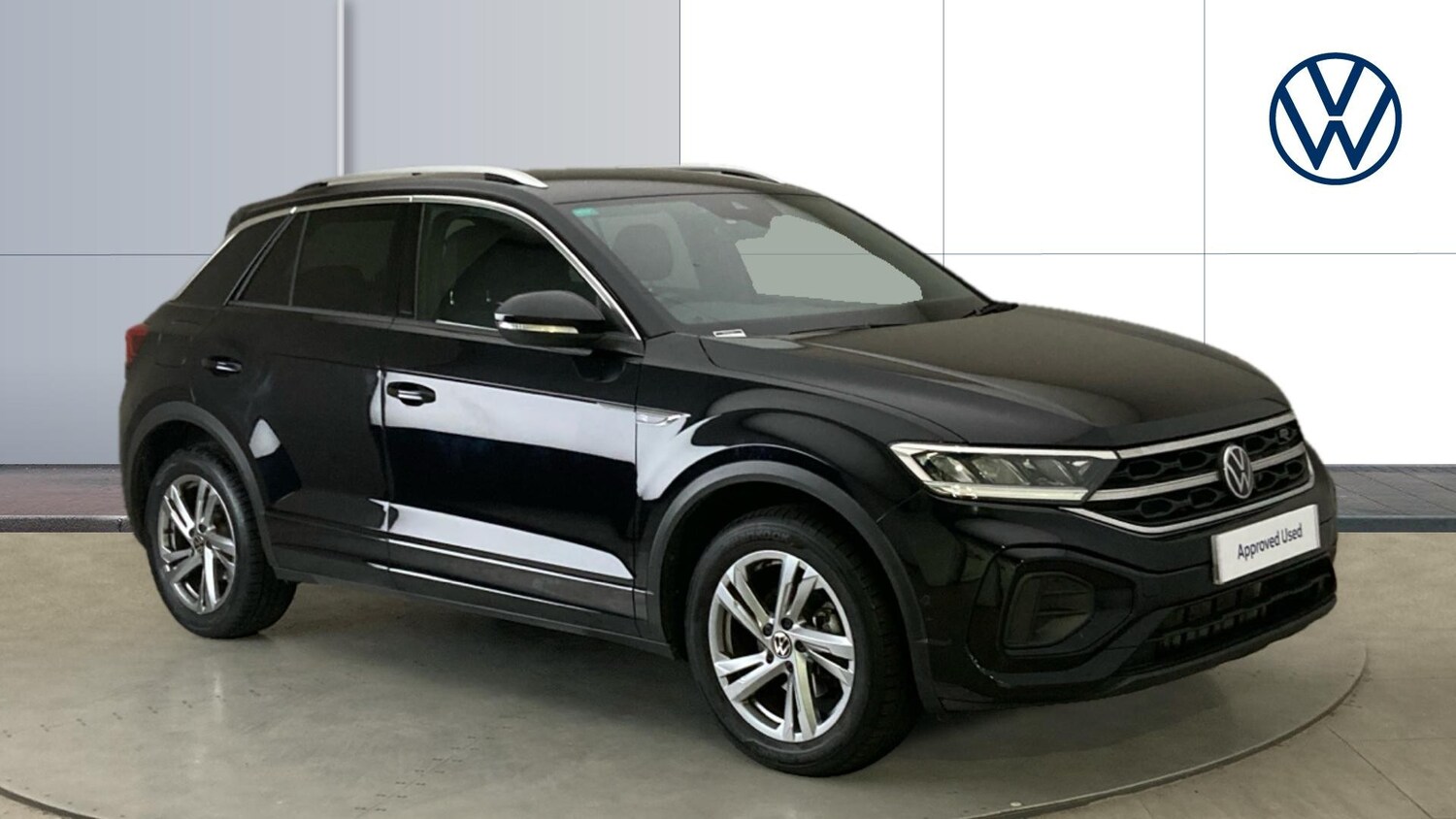 Used Volkswagen T-Roc 2024 for sale - 76101236: Photo 1