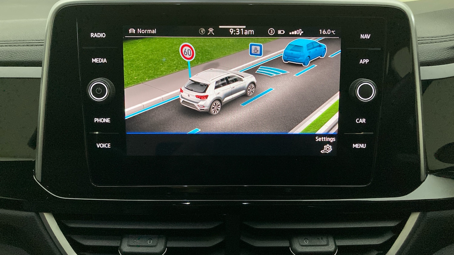 Used Volkswagen T-Roc 2024 for sale - 76101236: Photo 27
