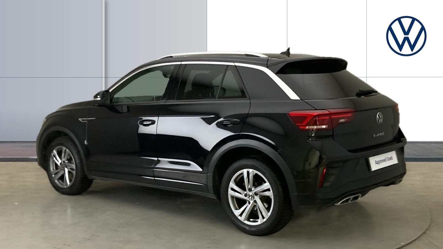 Used Volkswagen T-Roc 2024 for sale - 76101236: Photo 3