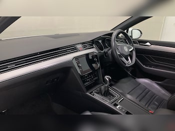 Used Volkswagen Passat 2020 for sale - 75651859: Photo