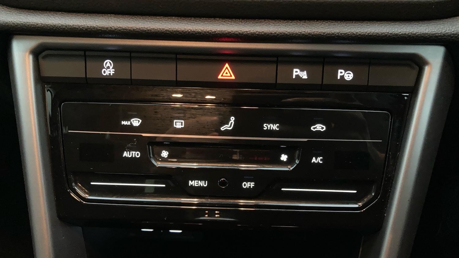 Used Volkswagen T-Roc 2025 for sale - 76127097: Photo 13