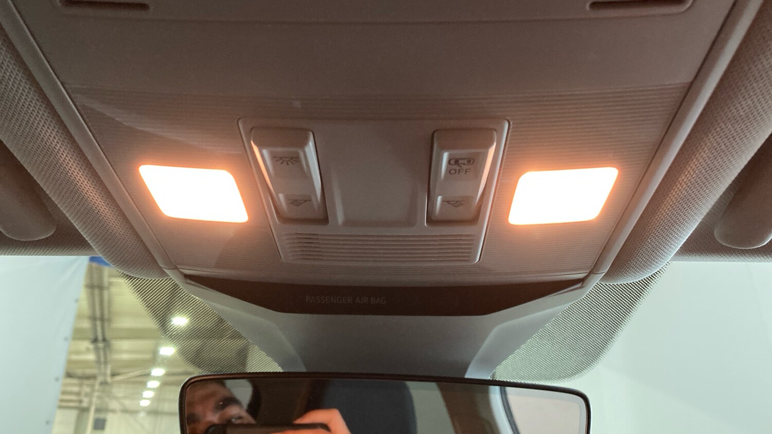Used Volkswagen T-Roc 2025 for sale - 76127097: Photo 32