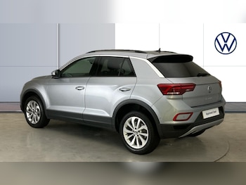 Used Volkswagen T-Roc 2025 for sale - 76127097: Photo 3