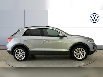 Used Volkswagen T-Roc 2025 for sale - 76127097: Photo 4