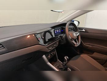 Used Volkswagen Polo 2023 for sale - 79447292: Photo