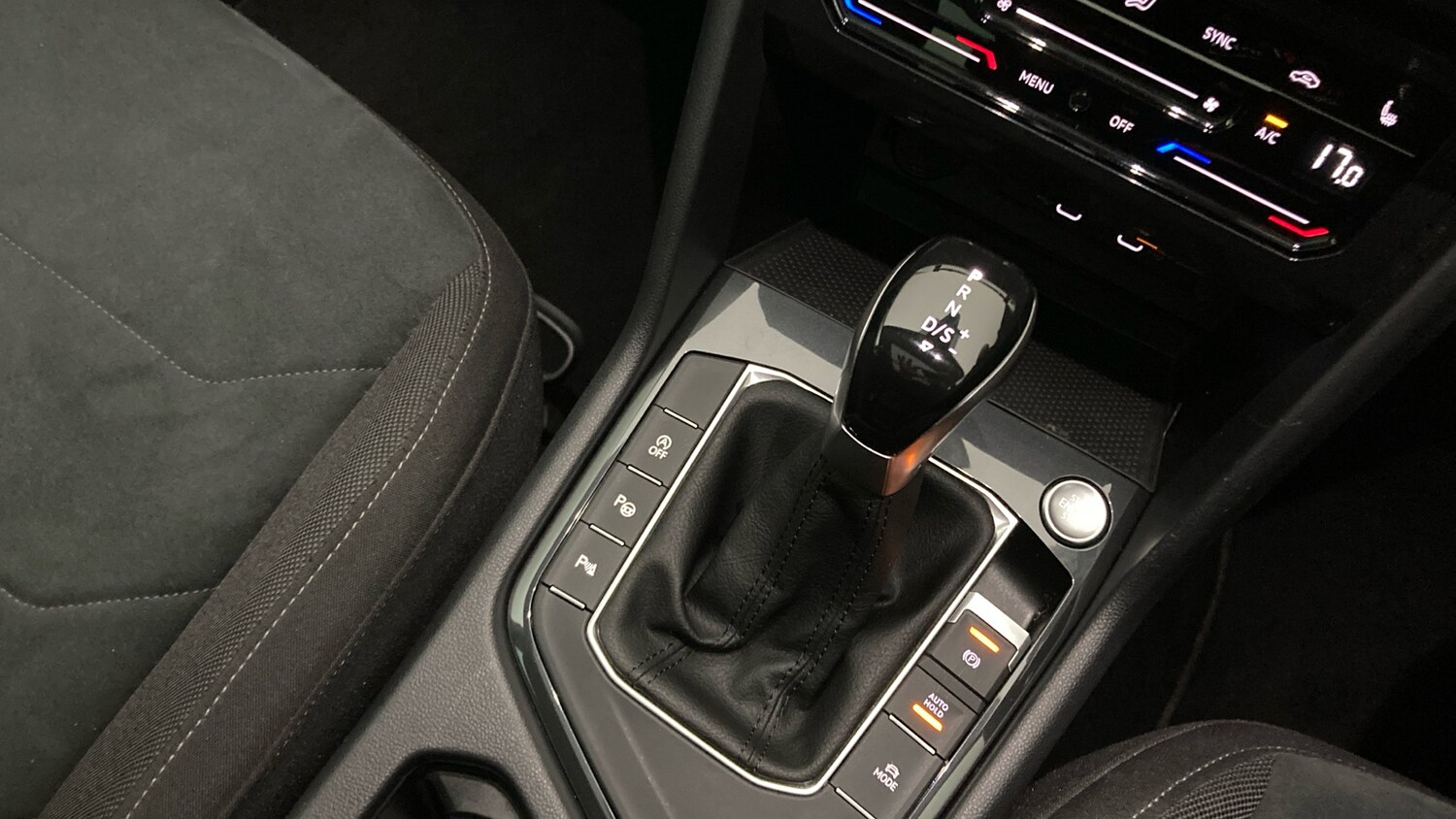 Used Volkswagen Tiguan 2022 for sale - 76101213: Photo 14