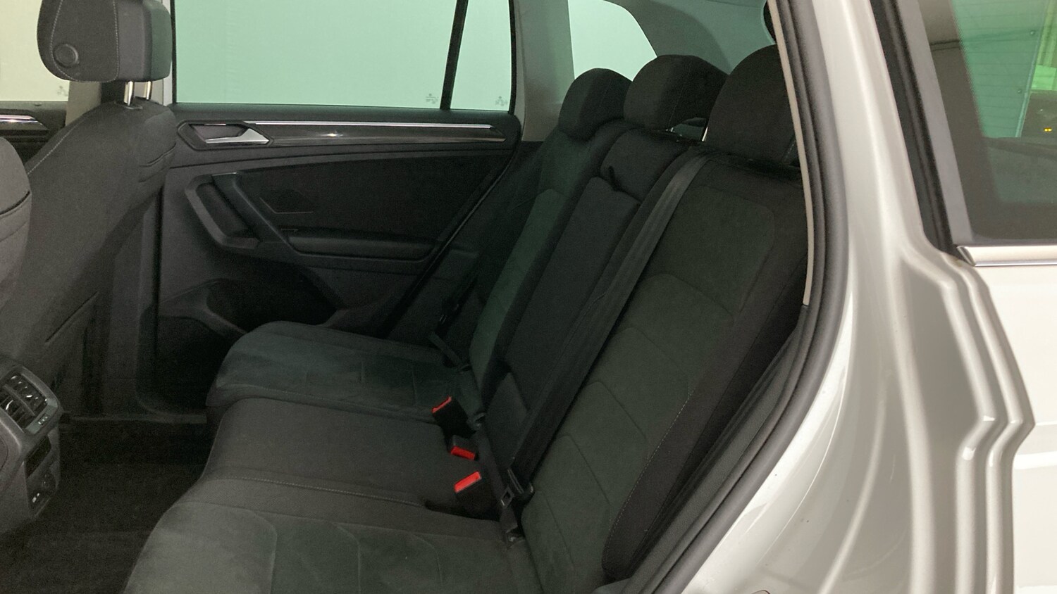 Used Volkswagen Tiguan 2022 for sale - 76101213: Photo 16