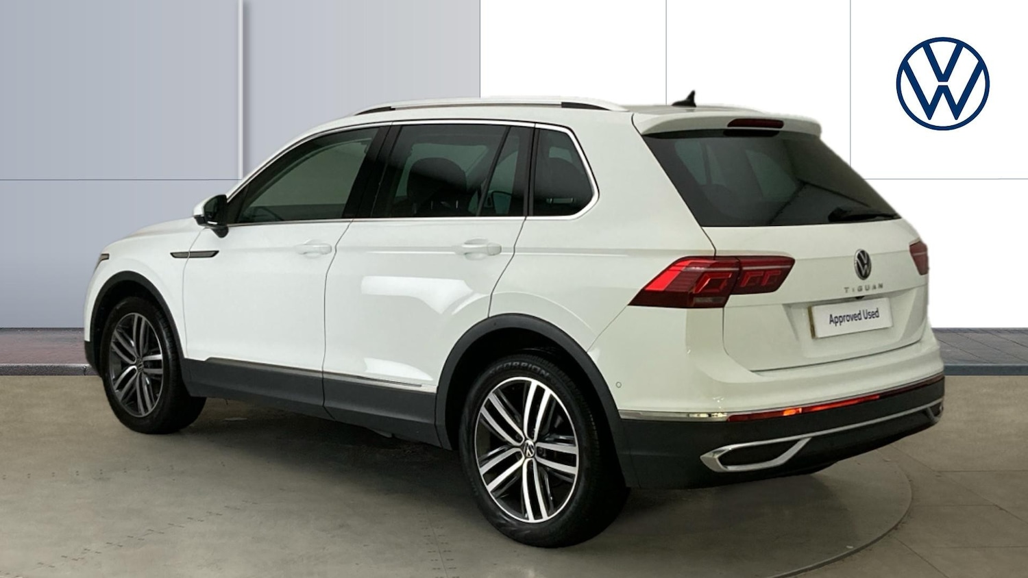 Used Volkswagen Tiguan 2022 for sale - 76101213: Photo 3