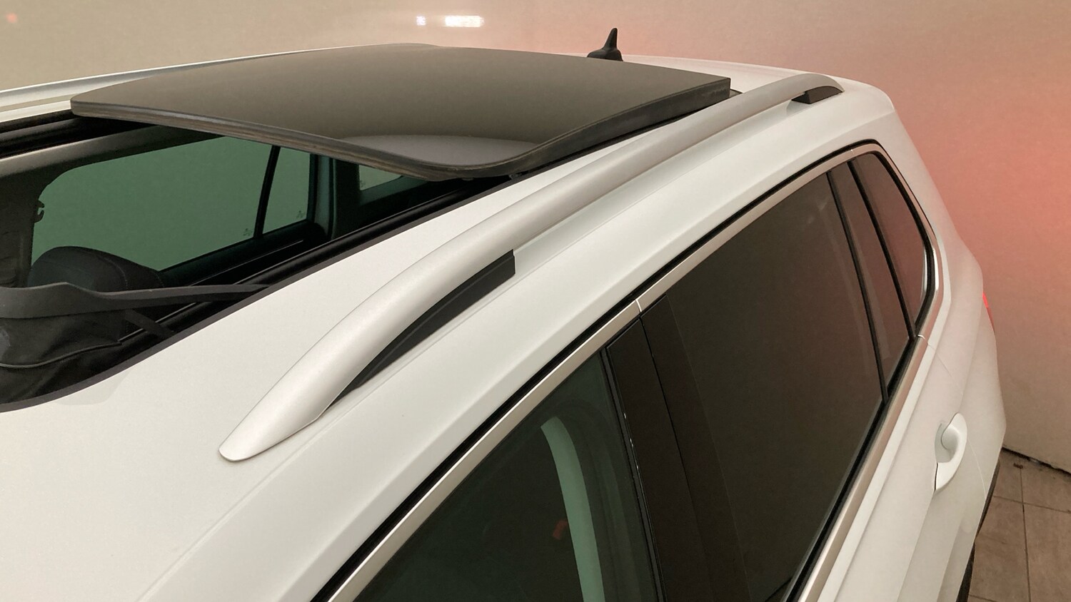 Used Volkswagen Tiguan 2022 for sale - 76101213: Photo 39