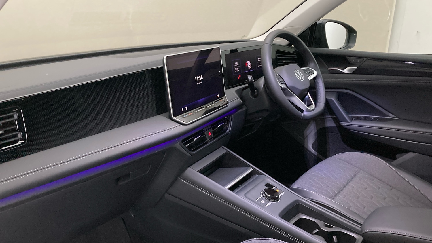 Used Volkswagen Tiguan 2025 for sale - 76180862: Photo 2