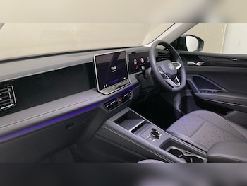 Used Volkswagen Tiguan 2025 for sale - 76180862: Photo 2
