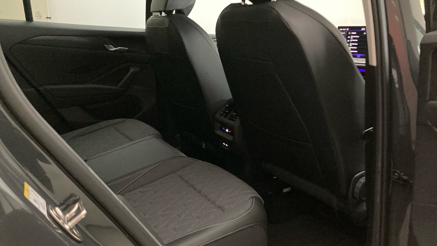 Used Volkswagen Tiguan 2025 for sale - 76180862: Photo 36