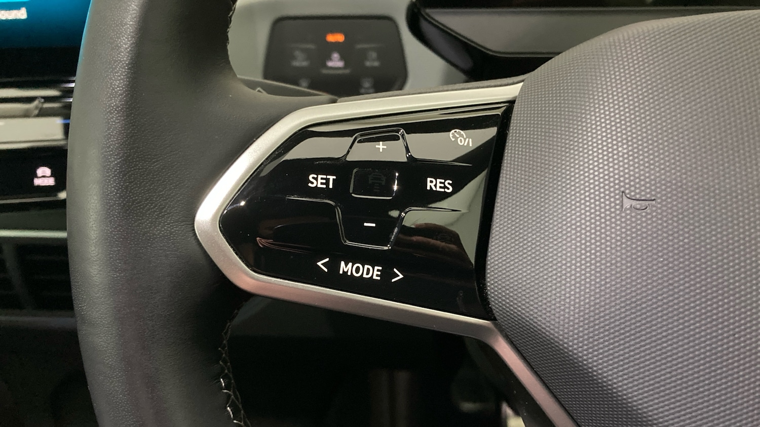 Used Volkswagen ID.3 2023 for sale - 76436182: Photo 17