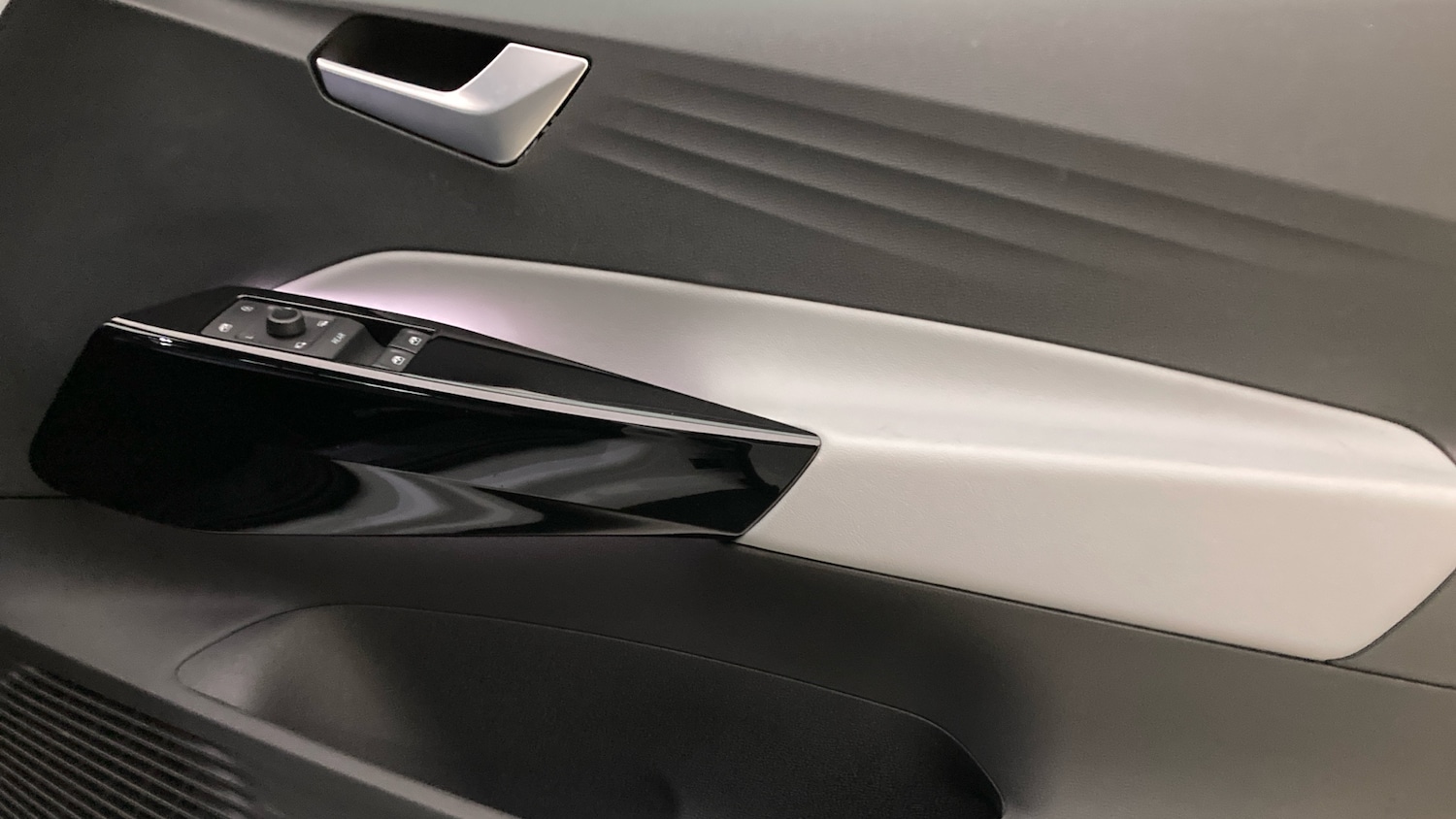 Used Volkswagen ID.3 2023 for sale - 76436182: Photo 19