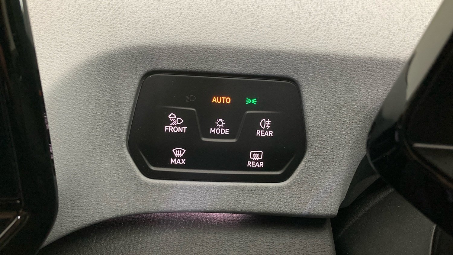 Used Volkswagen ID.3 2023 for sale - 76436182: Photo 32