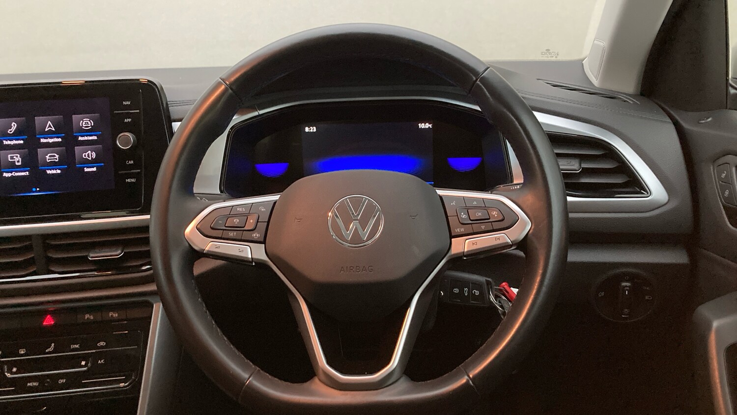 Used Volkswagen T-Roc 2023 for sale - 77906226: Photo 10