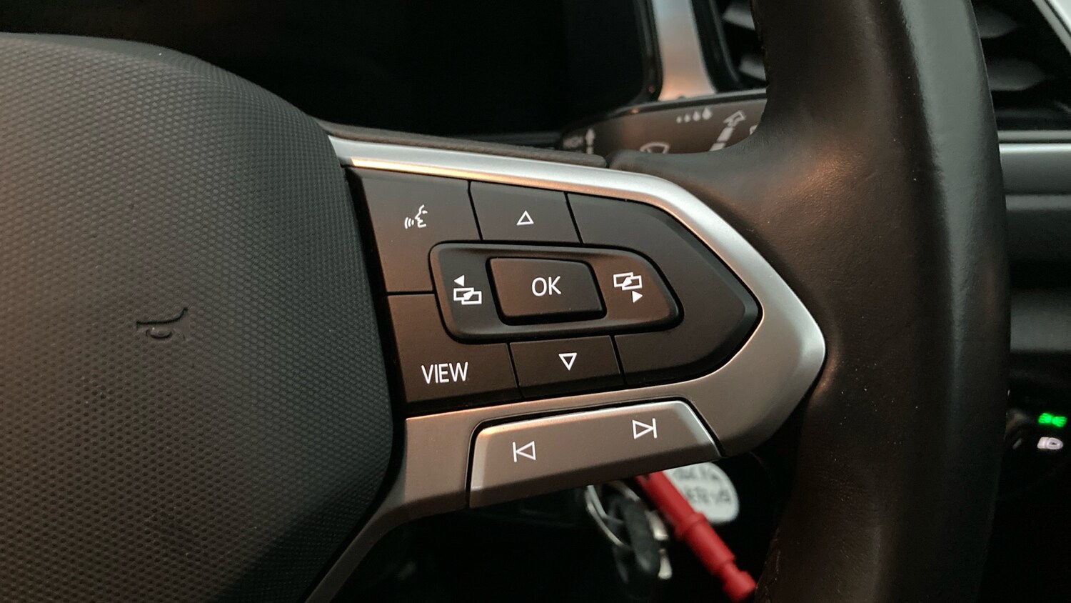 Used Volkswagen T-Roc 2023 for sale - 77906226: Photo 18