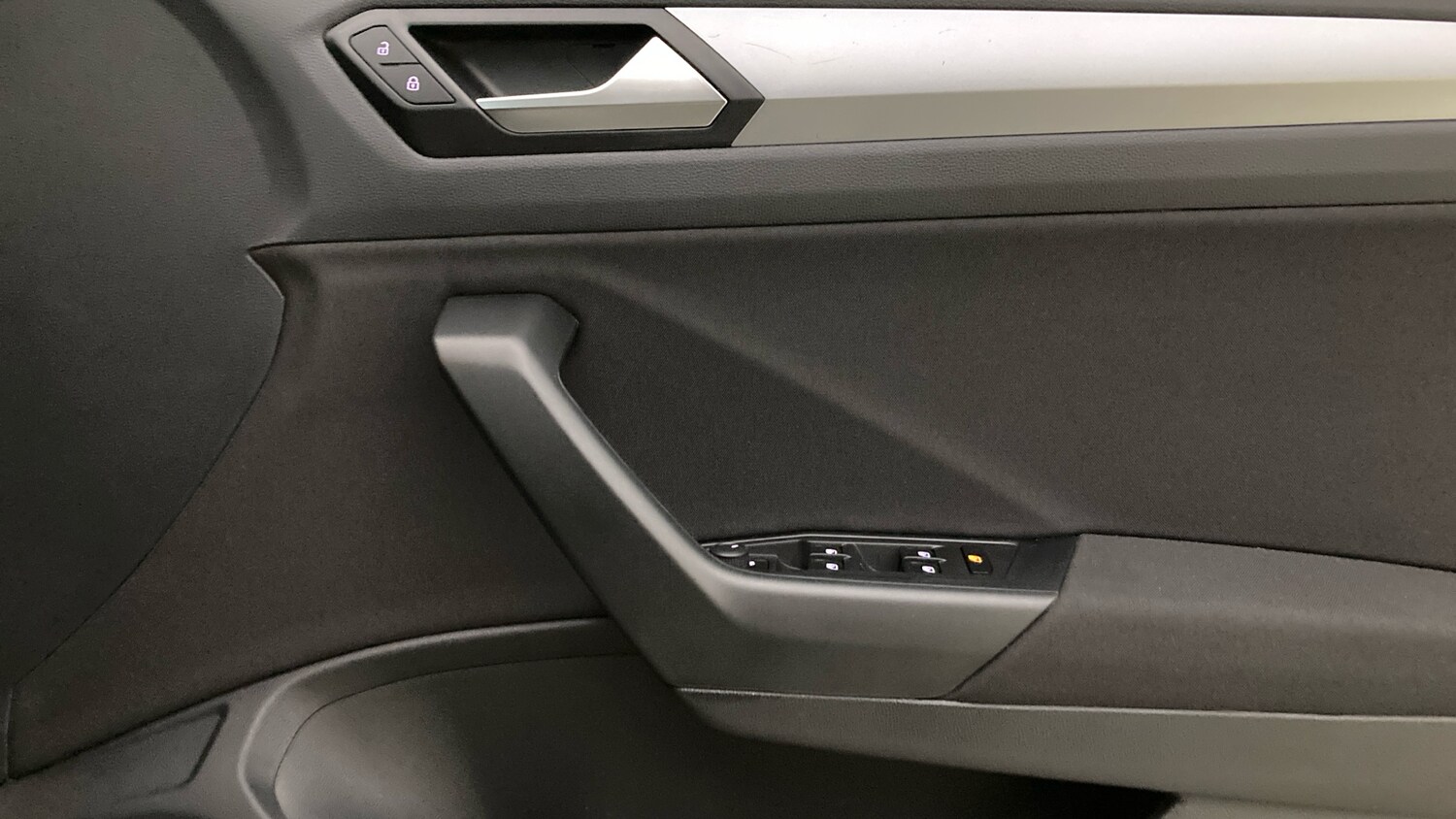 Used Volkswagen T-Roc 2023 for sale - 77906226: Photo 19