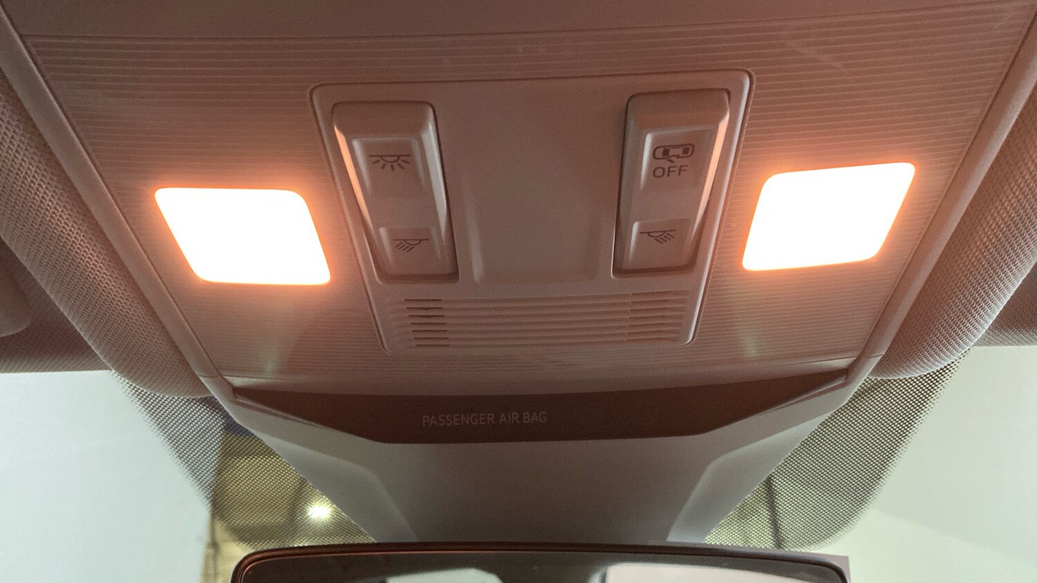 Used Volkswagen T-Roc 2023 for sale - 77906226: Photo 31