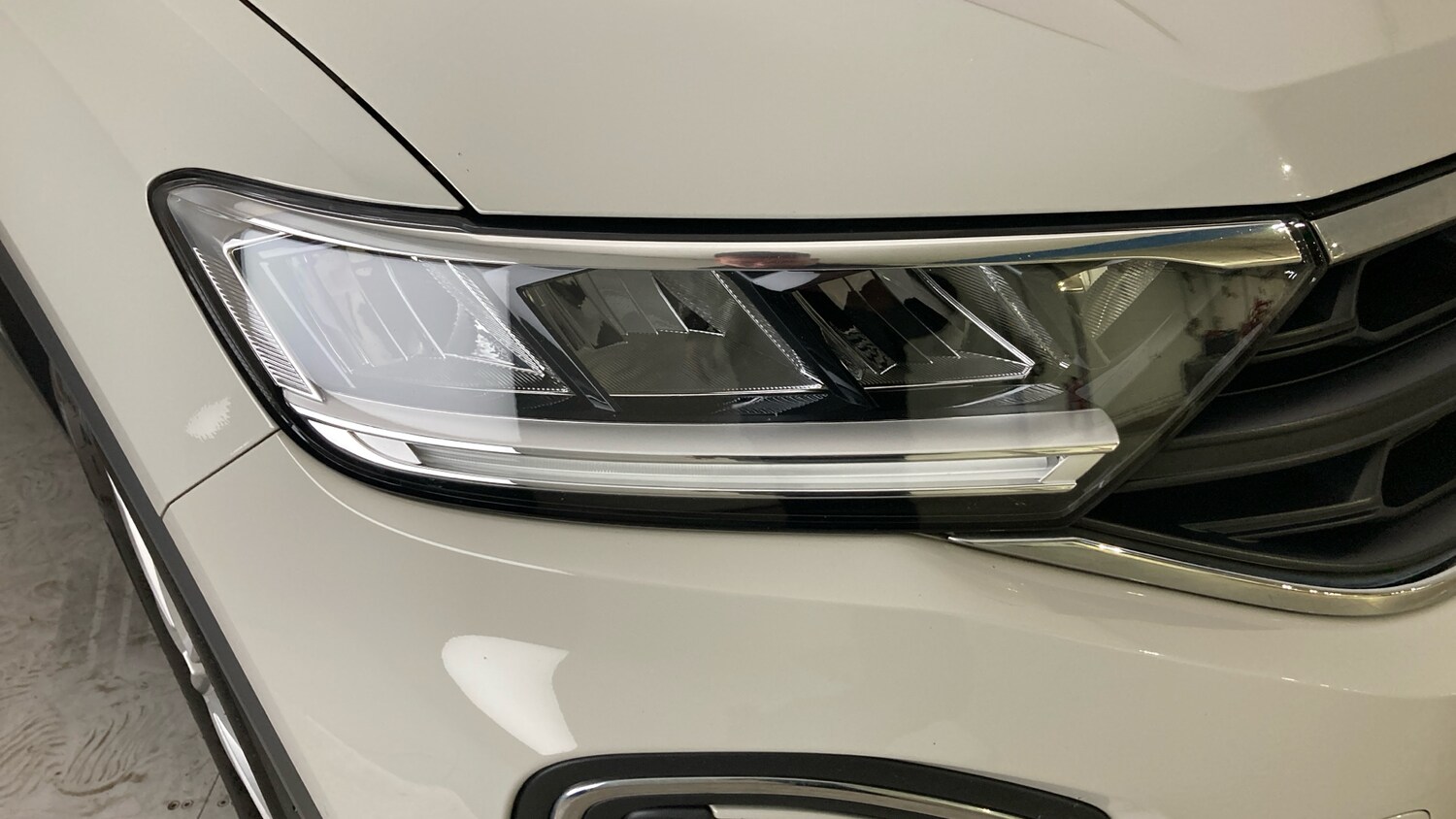 Used Volkswagen T-Roc 2023 for sale - 77906226: Photo 33