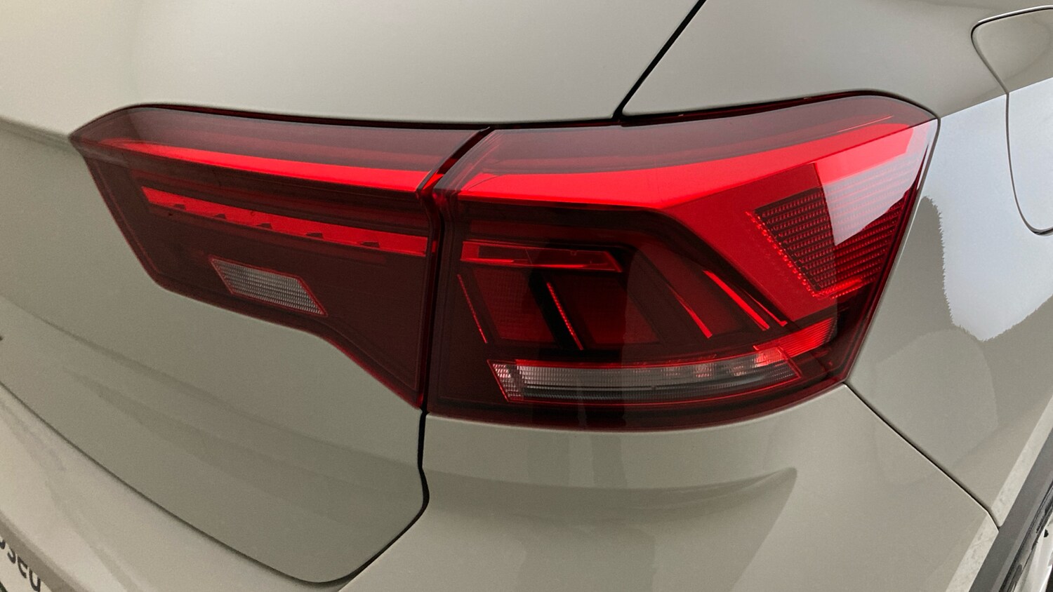 Used Volkswagen T-Roc 2023 for sale - 77906226: Photo 39